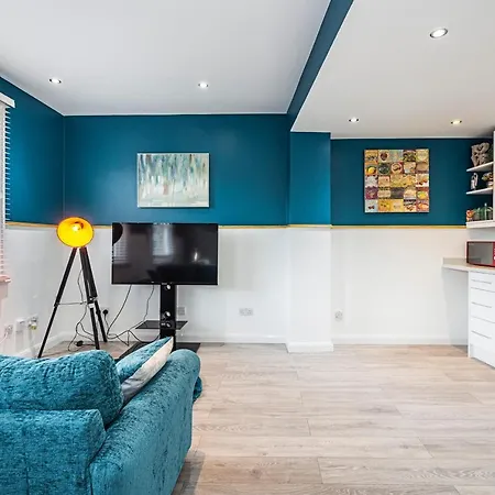Cozy And Charming Flat: Minutes From Everything! Londra Esterno foto