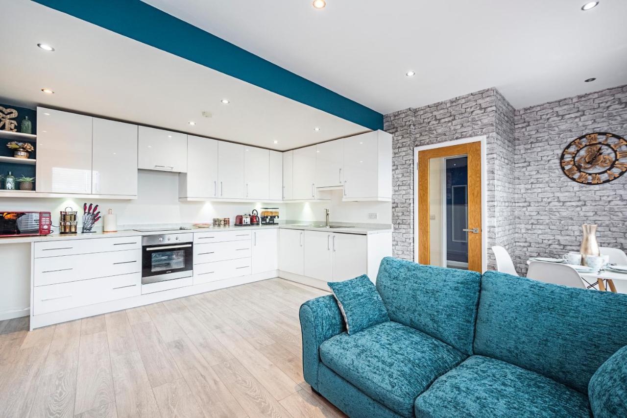 Cozy And Charming Flat: Minutes From Everything! * Londra